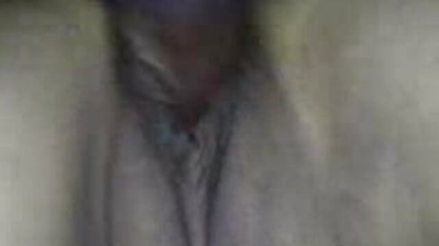 एक लड़का जो गल्किन सेक्सी मूवी इंग्लिश पिक्चर जहानुल की तरह एक परिपक्व महिला दिखता है, लेकिन पुगाचेवा नहीं