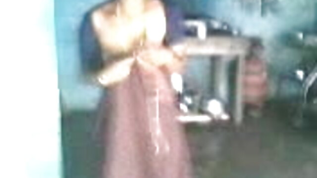 जघन बाल के साथ चिकी घर का बना योनि सेक्स हिंदी इंग्लिश सेक्सी मूवी है