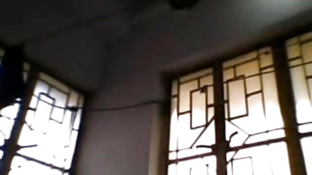 सभी छेदों में सस्ती रीता चल रही है सेक्सी इंग्लिश वीडियो मूवी