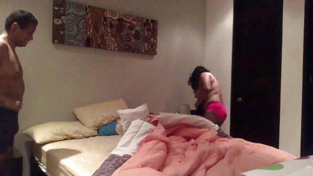 हरे रंग के लॉन पर, 69 स्थिति में दो समलैंगिकों ने गीली सेक्सी मूवी इंग्लिश पिक्चर प्यूसी चाटी